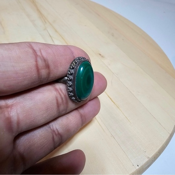 Vintage Sterling Silver 925 Oval Malachite Stone Ring Size 5.5-6 Weighs 10 Grams - Picture 4 of 10